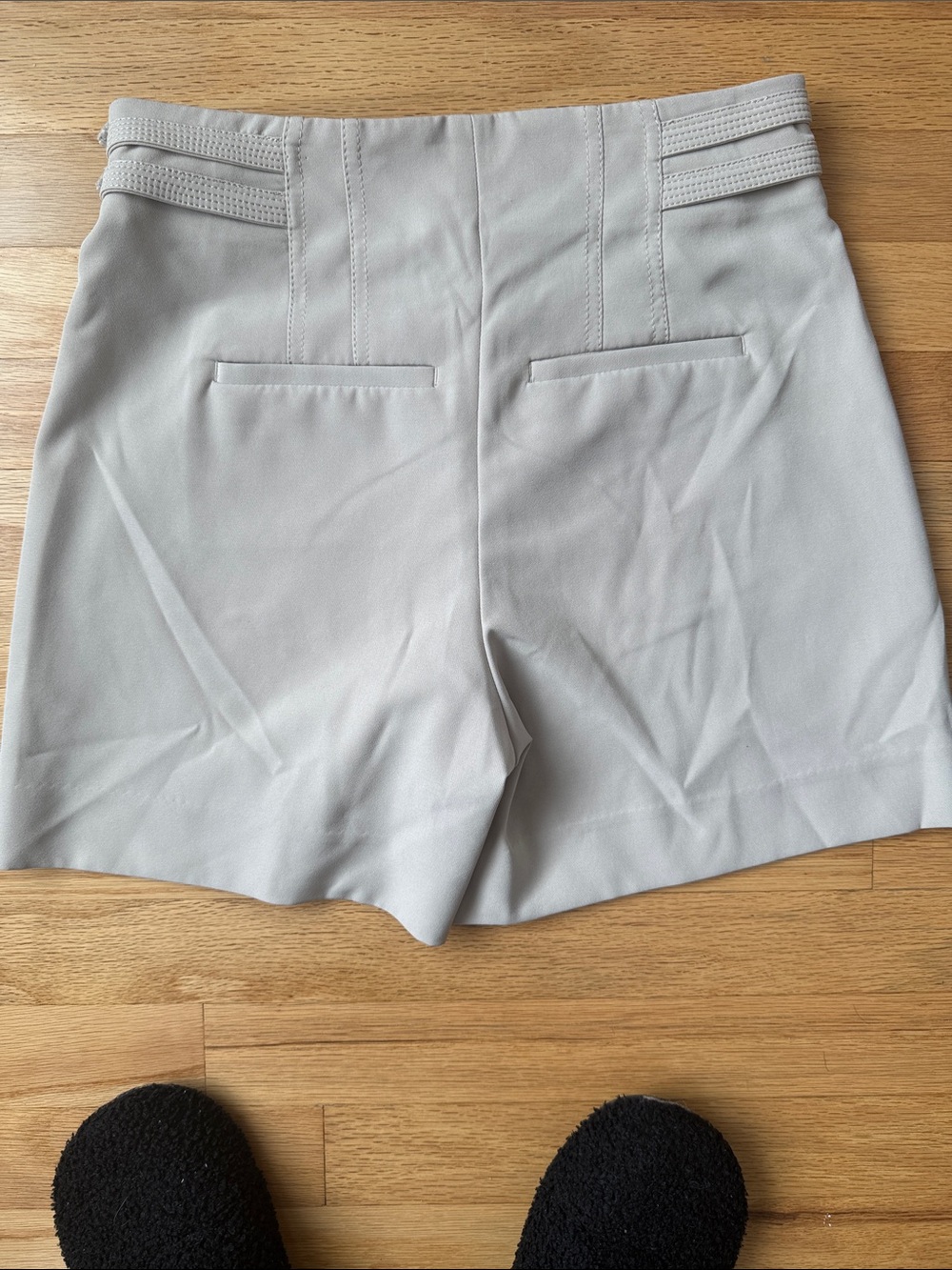 White House Black Market Cream High-Waist Buckle Detail Shorts - Picture 7 of 7